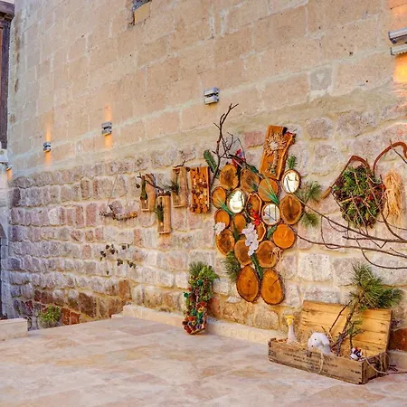 The Calypso Cave * Ουργκούπ