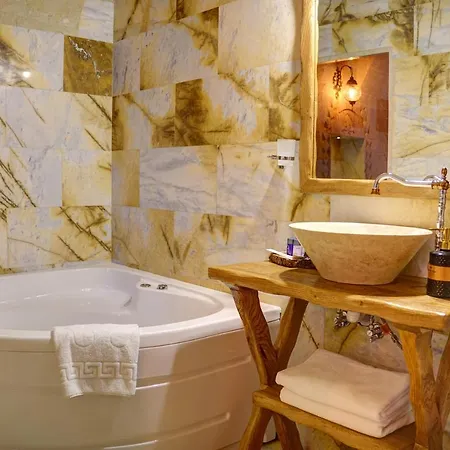 The Calypso Cave * Ουργκούπ