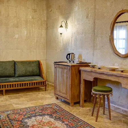 The Calypso Cave Ουργκούπ