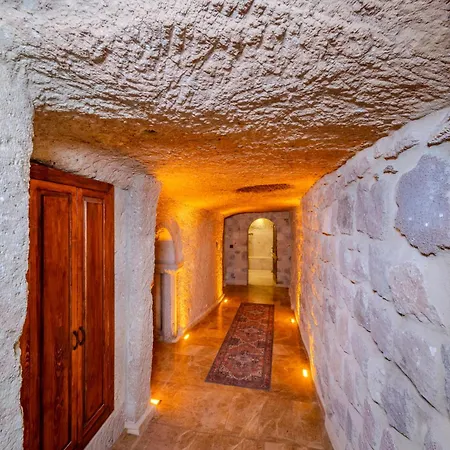 فندق The Calypso Cave